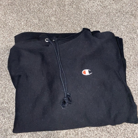 Champion Tops - Black champion hoodie